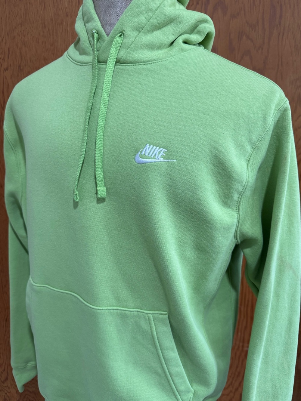 Nike Men’s Size Large L Lime Green Pullover Hoodie Athletic Training Sweater EUC